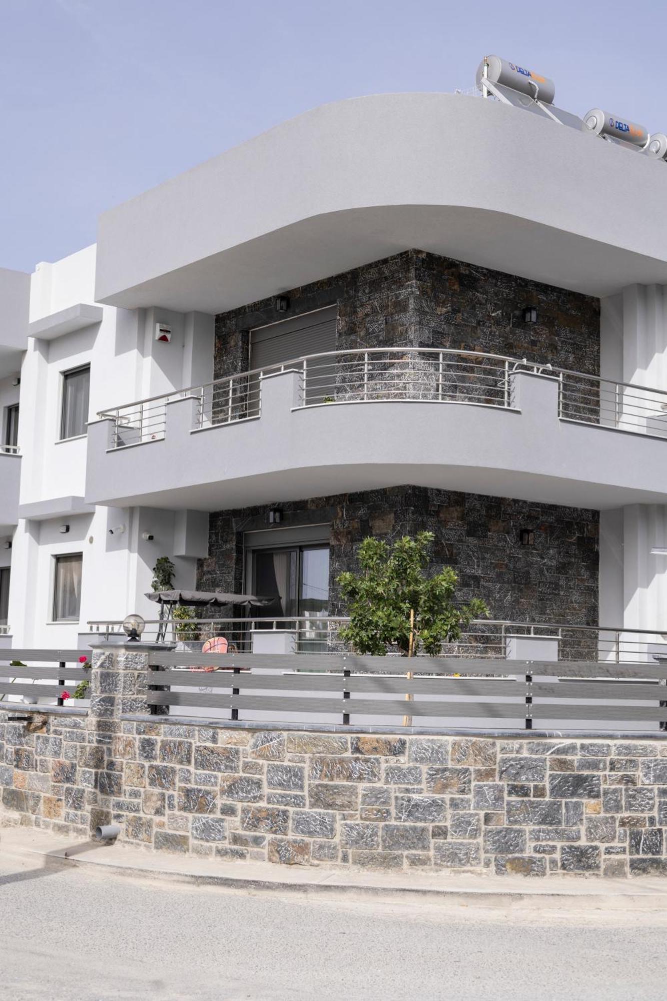 The Skyline Escape Apartment Heraklion  Luaran gambar